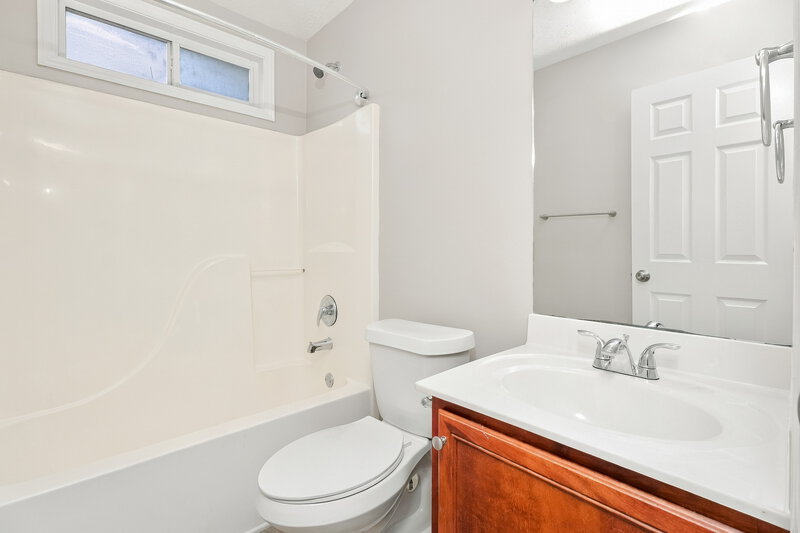 2,320/Mo, 204 Providence Rd Dallas, GA 30157 Bathroom View 2
