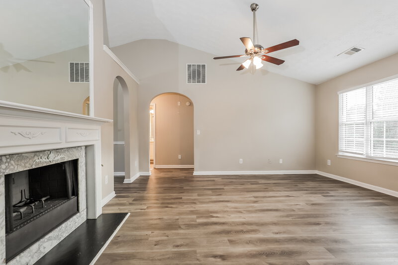 2,440/Mo, 272 Grover Turner Way McDonough, GA 30253 Living Room View 2