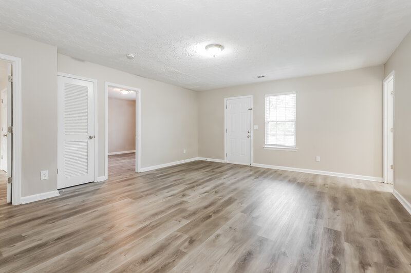 2,440/Mo, 272 Grover Turner Way McDonough, GA 30253 Family Room View