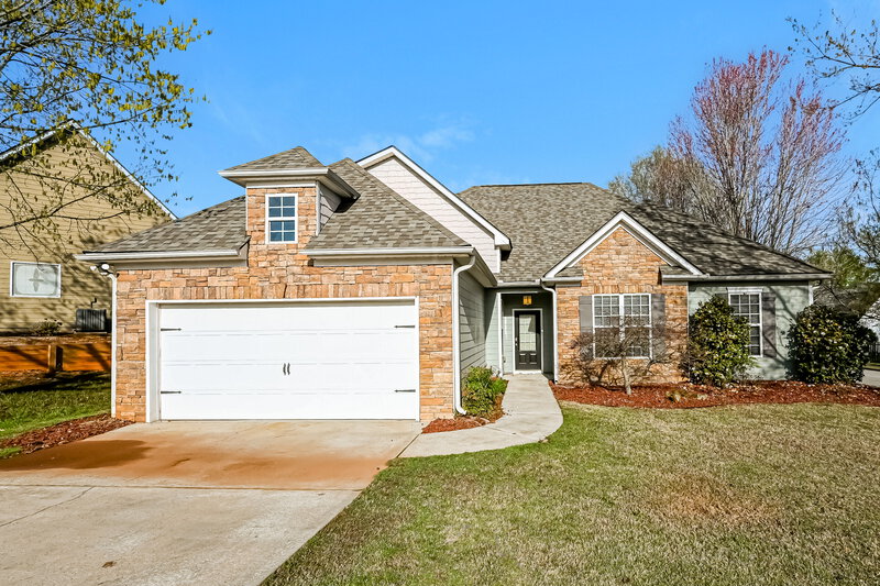 2,365/Mo, 66 Camden Village Dr Newnan, GA 30265 External View