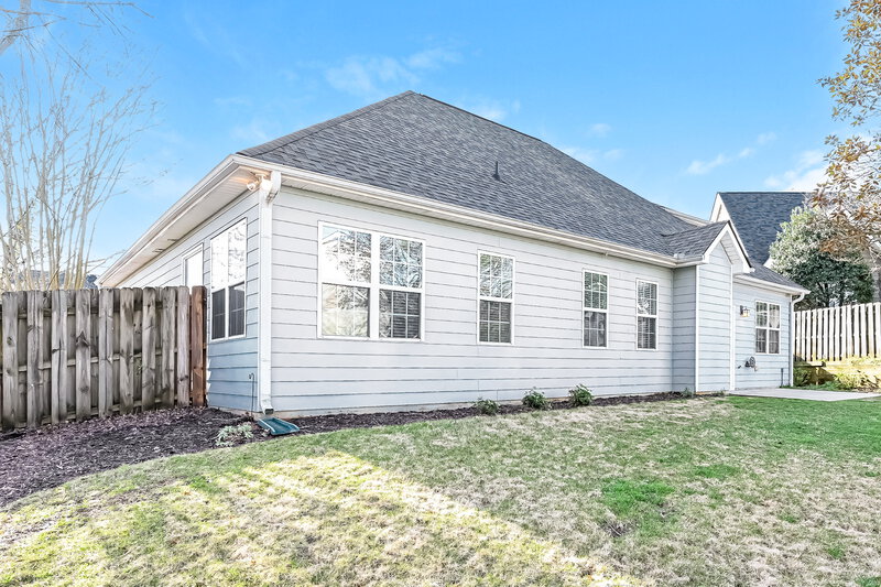 2,365/Mo, 66 Camden Village Dr Newnan, GA 30265 Rear View