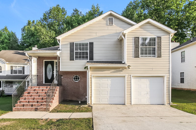 2,145/Mo, 1076 Hidden Brook Trl College Park, GA 30349 External View