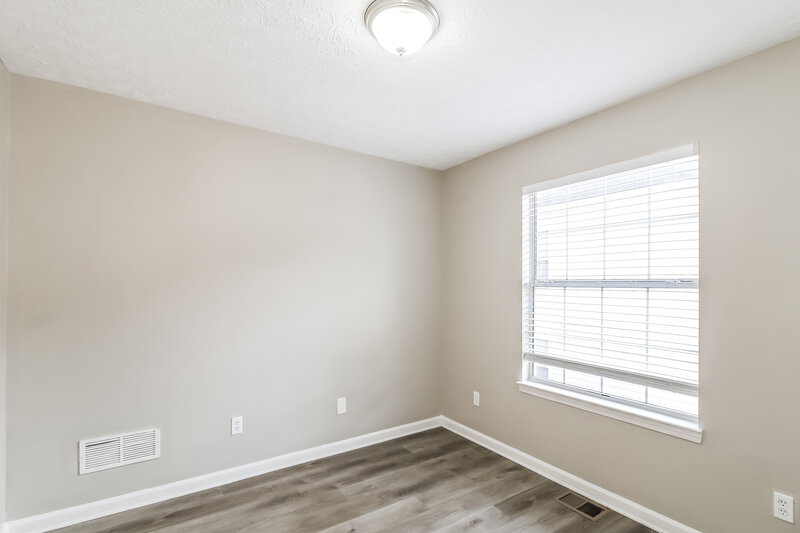 2,145/Mo, 1076 Hidden Brook Trl College Park, GA 30349 Bedroom View 3