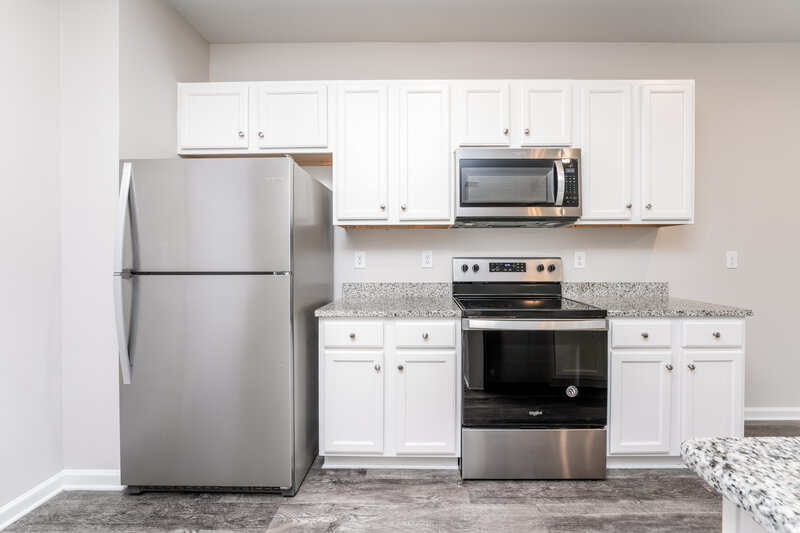 2,395/Mo, 238 Hamilton Pointe Dr McDonough, GA 30253 Kitchen View