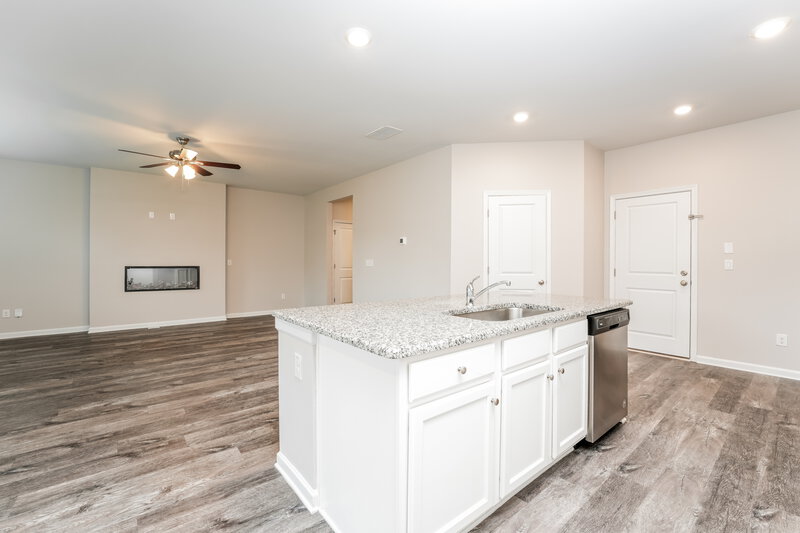 2,395/Mo, 238 Hamilton Pointe Dr McDonough, GA 30253 Kitchen View 2