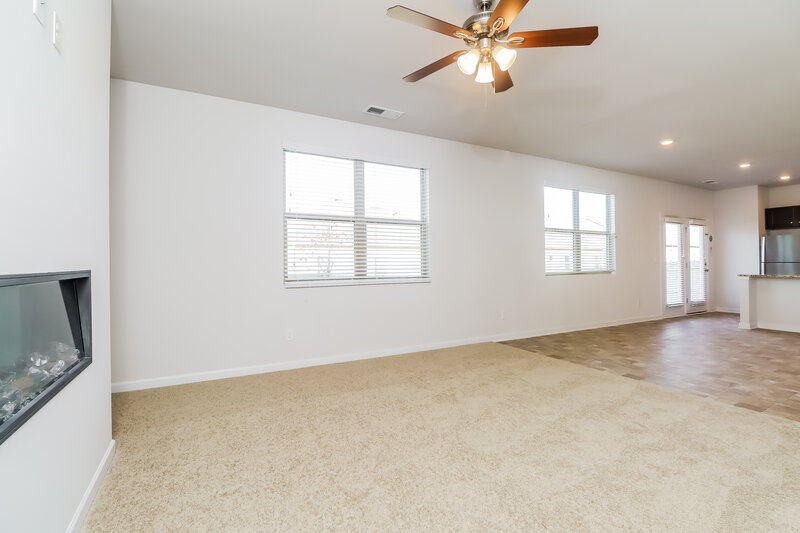2,320/Mo, 136 Hamilton Pointe Dr McDonough, GA 30253 Living Room View