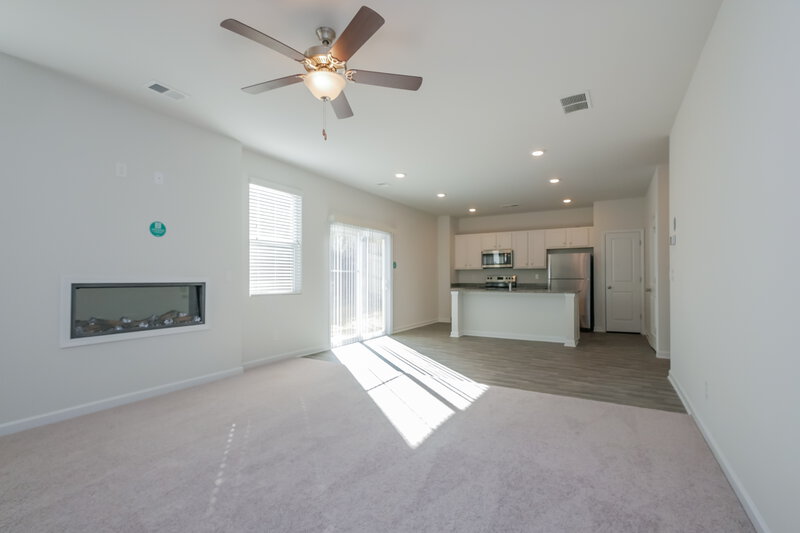 2,930/Mo, 480 Culloden Moor Dr McDonough, GA 30253 Living Room View