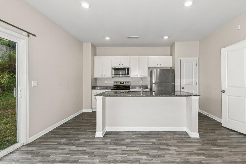 2,110/Mo, 480 Culloden Moor Dr McDonough, GA 30253 Kitchen View