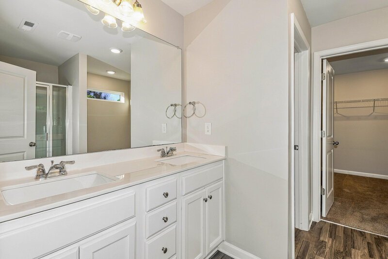 2,110/Mo, 480 Culloden Moor Dr McDonough, GA 30253 Primary Bathroom View