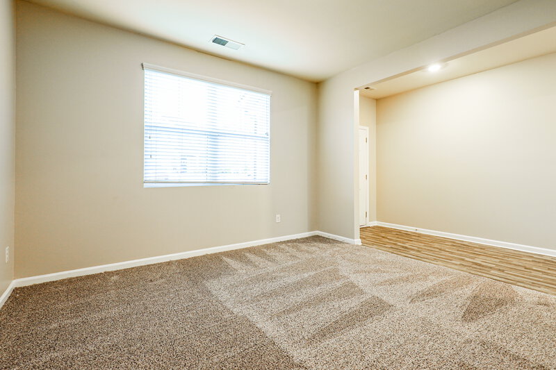 2,340/Mo, 372 Hamilton Pointe Dr McDonough, GA 30253 Family Room View