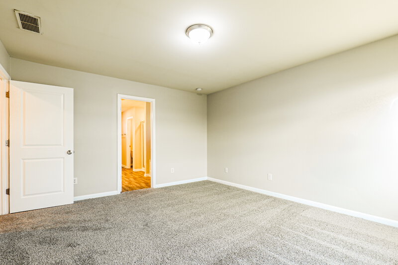 2,340/Mo, 372 Hamilton Pointe Dr McDonough, GA 30253 Main Bedroom View 2