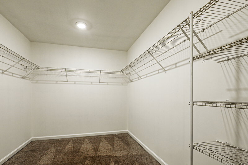 2,340/Mo, 372 Hamilton Pointe Dr McDonough, GA 30253 Walk In Closet View