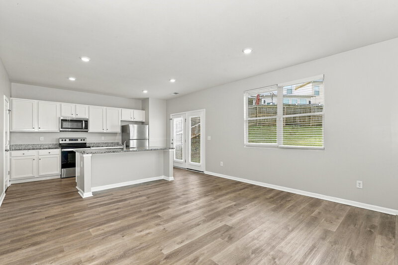 2,355/Mo, 316 Hamilton Pointe Dr McDonough, GA 30253 Kitchen View