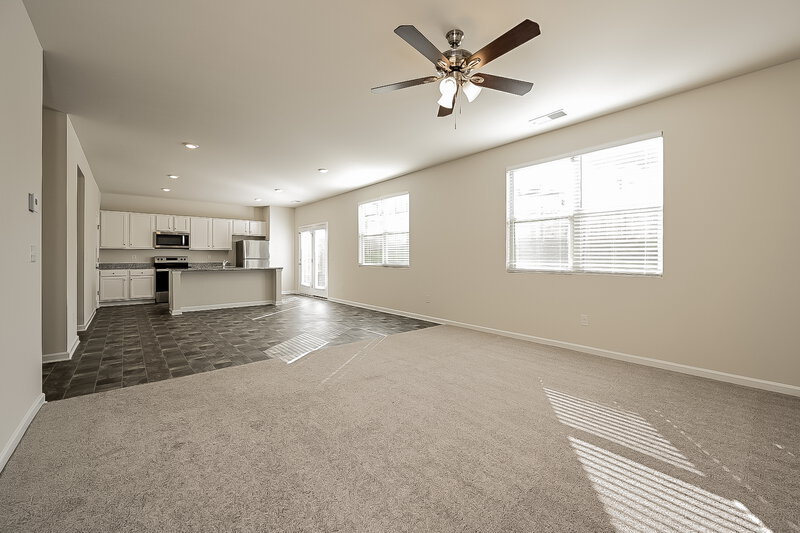 4,000/Mo, 316 Hamilton Pointe Dr McDonough, GA 30253 Living Room View 2