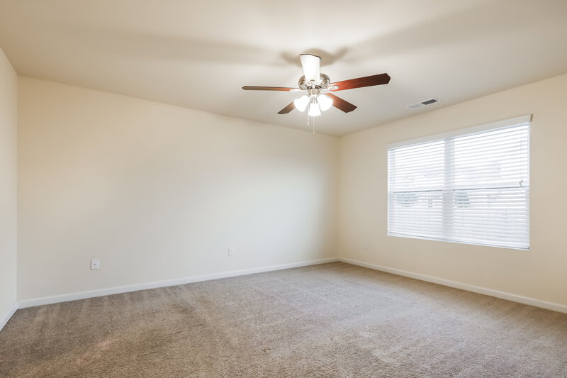 2,300/Mo, 322 Hamilton Pointe Dr McDonough, GA 30253 Main Bedroom View