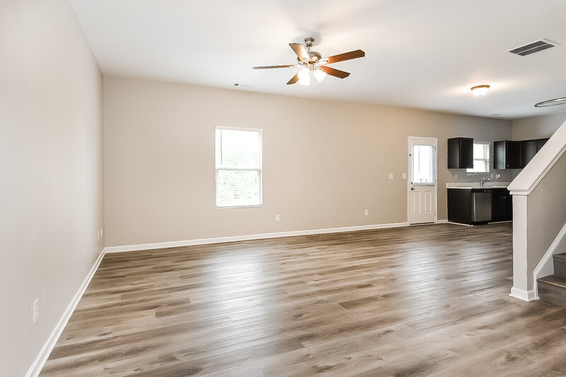 1,675/Mo, 20 Dusty Dr Cartersville, GA 30120 Living Room View