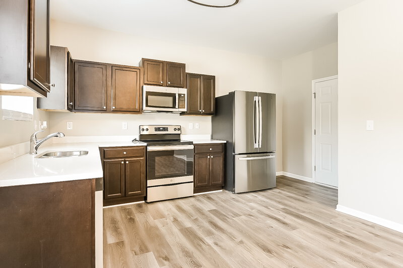 1,675/Mo, 20 Dusty Dr Cartersville, GA 30120 Kitchen View 2