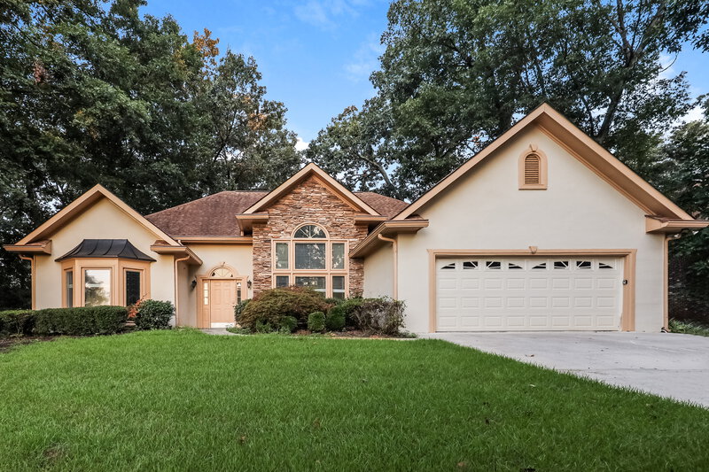 2,330/Mo, 12 Sleepy Hollow Ct Stockbridge, GA 30281 External View