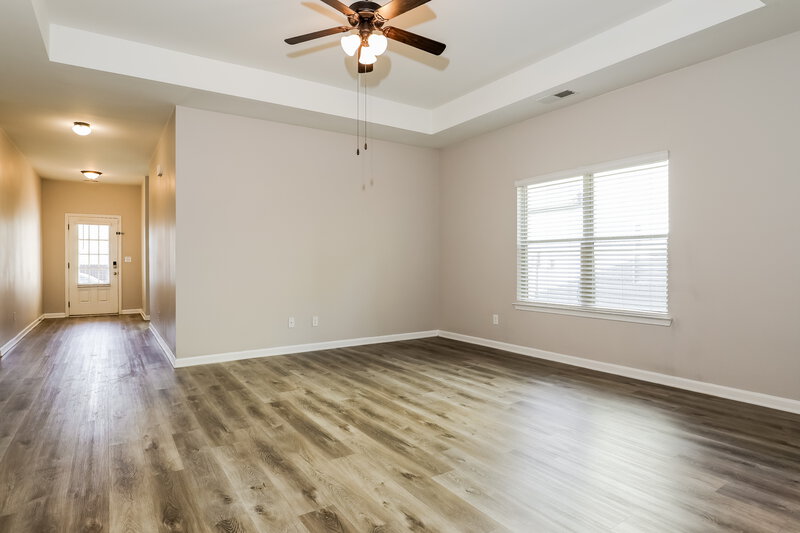 1,980/Mo, 10872 Big Sky Dr Hampton, GA 30228 Living Room View 2