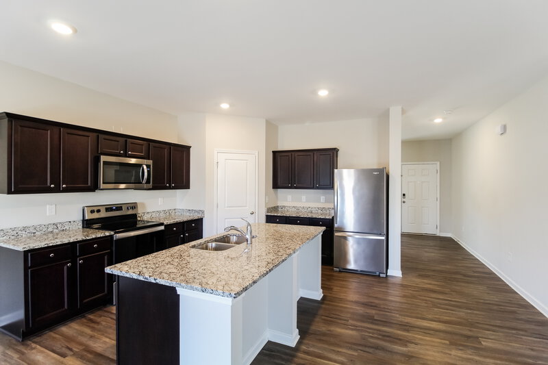 2,340/Mo, 4304 Kendrick Cir Loganville, GA 30052 Kitchen View