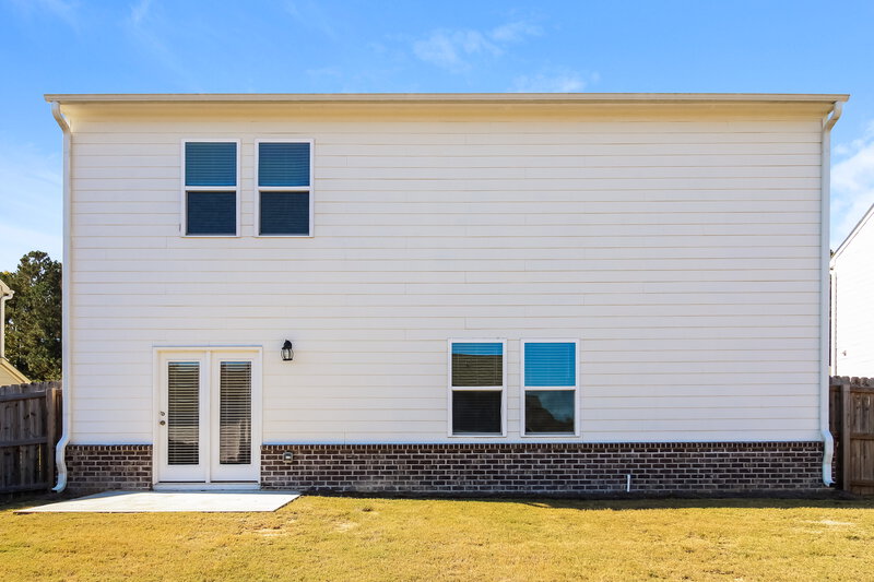 2,340/Mo, 4304 Kendrick Cir Loganville, GA 30052 Rear View