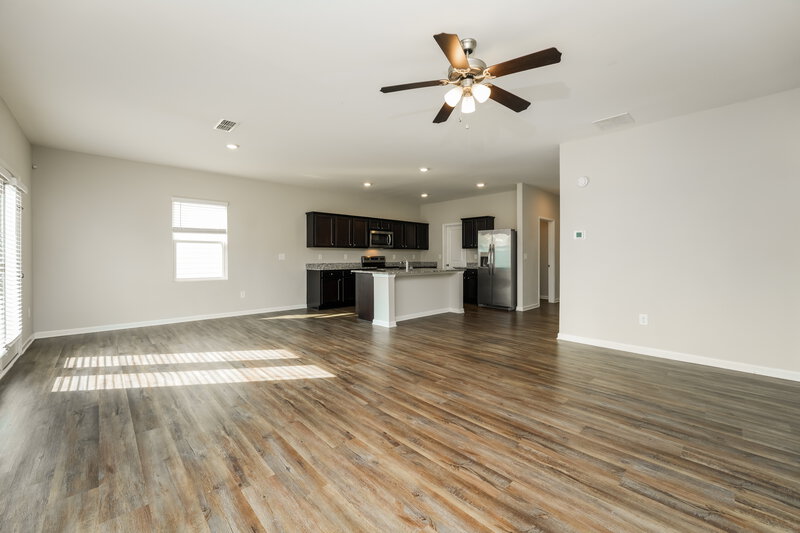 2,435/Mo, 4294 Kendrick Cir Loganville, GA 30052 Living Room View 2