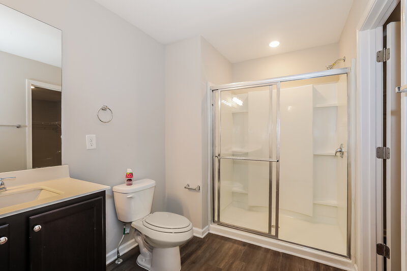 2,725/Mo, 4251 Kendrick Cir Loganville, GA 30052 Main Bathroom View 2