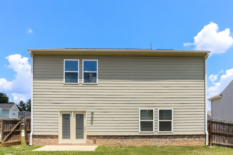 2,450/Mo, 3695 Newbury Place Dr Loganville, GA 30052 Rear View