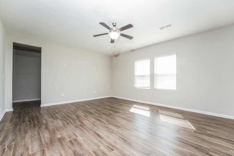 2,280/Mo, 3835 Newbury Place Dr Loganville, GA 30052 Living Room View