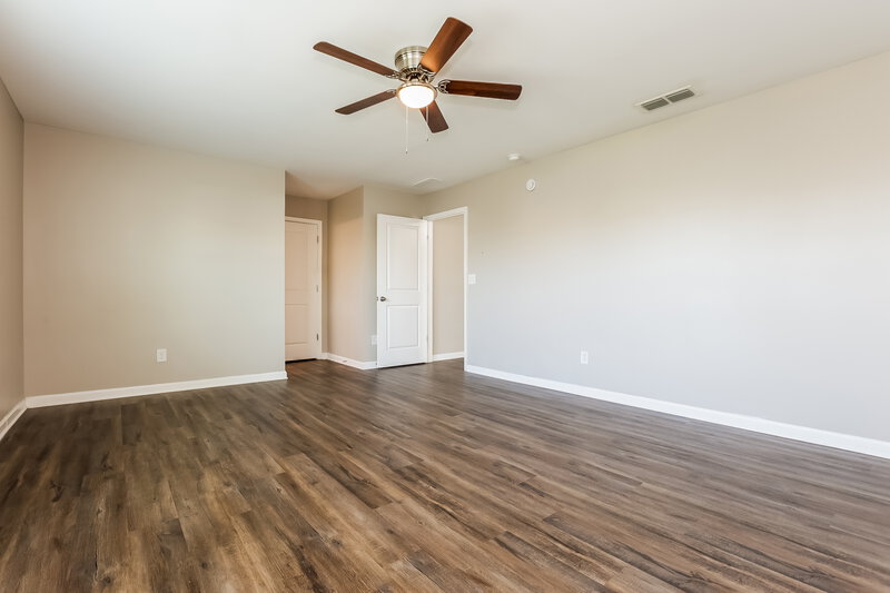 2,565/Mo, 3740 Newbury Place Dr Loganville, GA 30052 Main Bedroom View 2