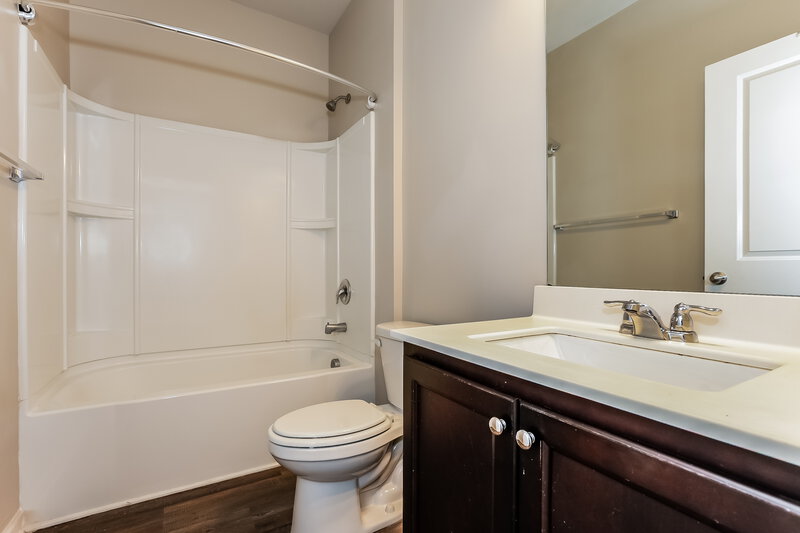 2,565/Mo, 3740 Newbury Place Dr Loganville, GA 30052 Bathroom View
