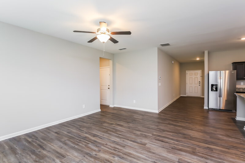 3,640/Mo, 3735 Newbury Place Dr Loganville, GA 30052 Living Room View 2