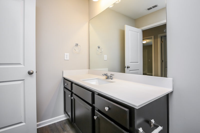 3,640/Mo, 3735 Newbury Place Dr Loganville, GA 30052 Main Bedroom View 2