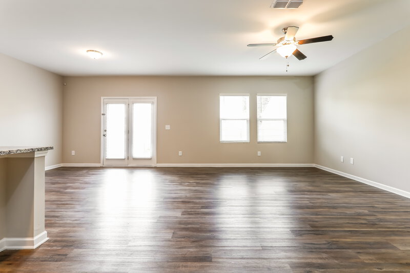 2,620/Mo, 3755 Newbury Place Dr Loganville, GA 30052 Living Room View 2