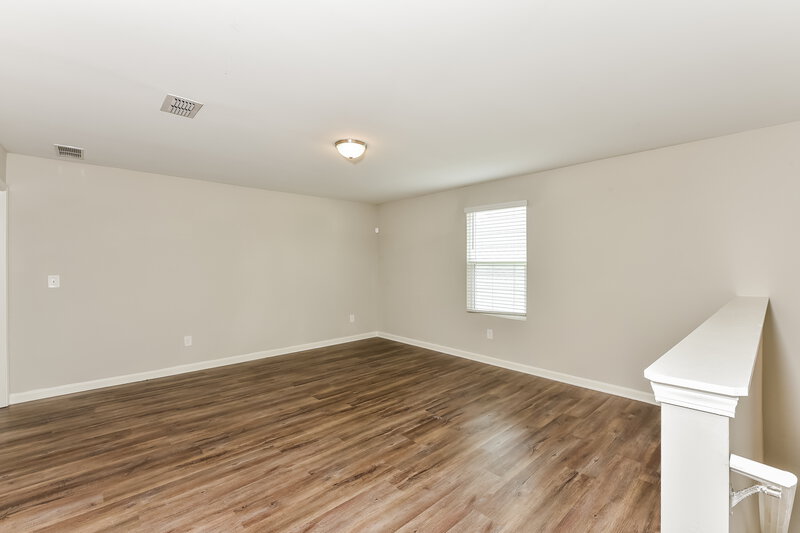2,460/Mo, 3765 Newbury Place Dr Loganville, GA 30052 Family Room View