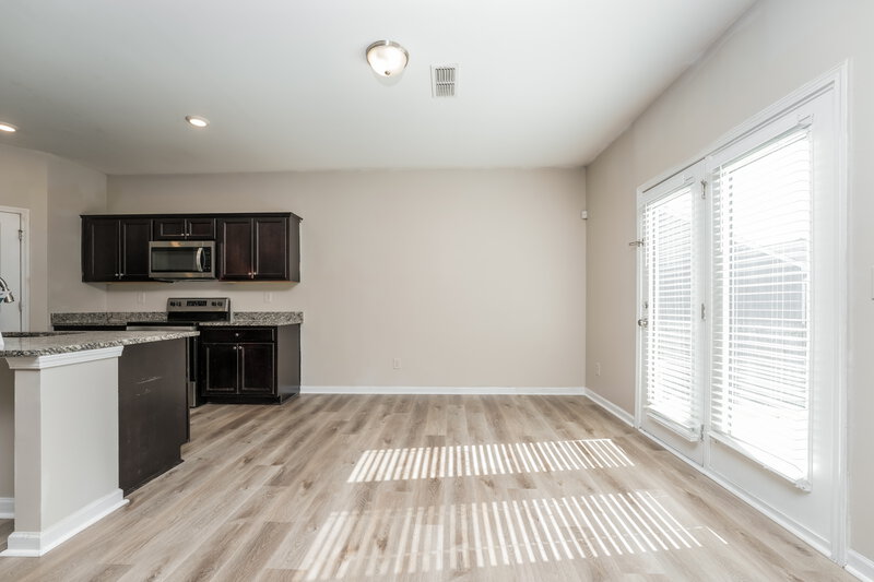 2,280/Mo, 3775 Newbury Place Dr Loganville, GA 30052 Dining Room View