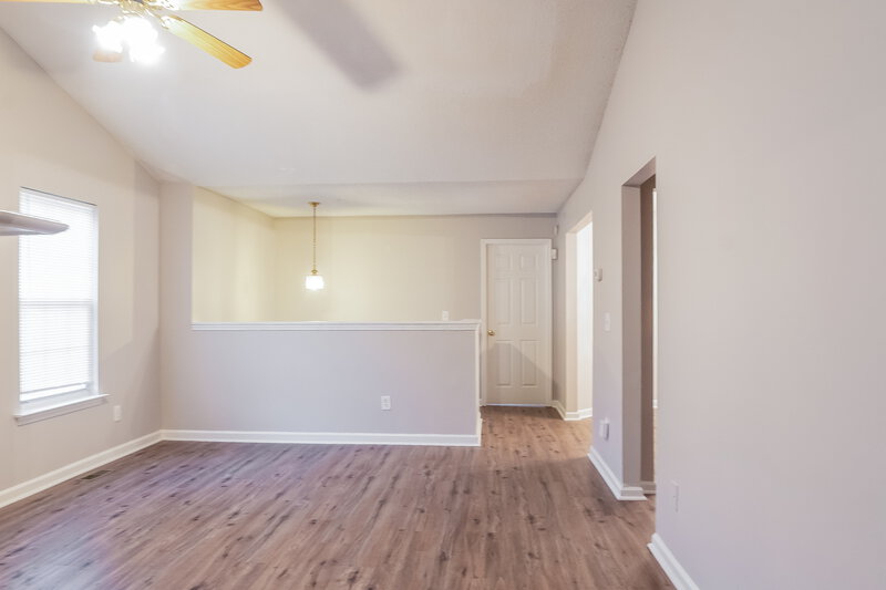 1,750/Mo, 72 Cedars Glen Way Villa Rica, GA 30180 Living Room View 2