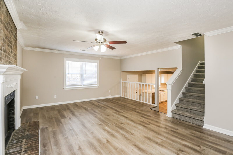 2,840/Mo, 1241 Owen Cir Sugar Hill, GA 30518 Living Room View 4