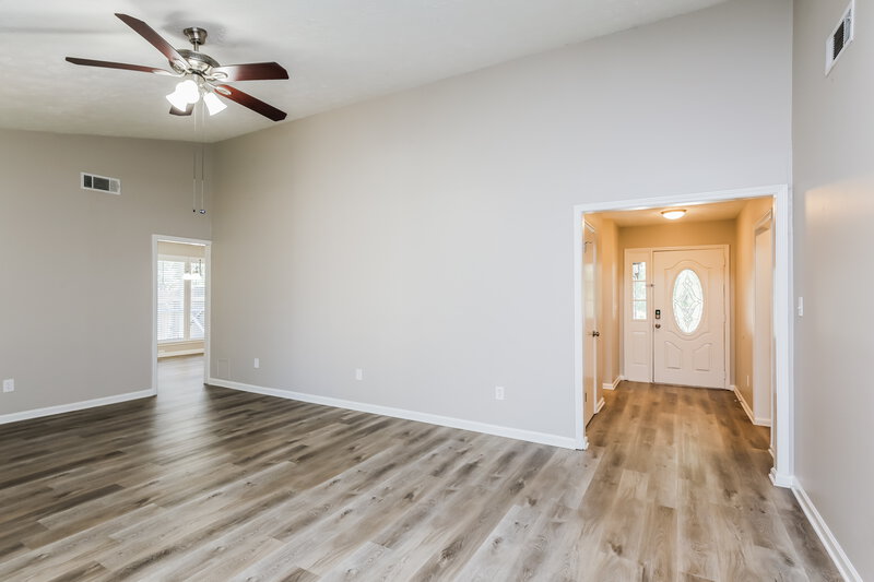 2,180/Mo, 2610 Mill Pond Ct Duluth, GA 30096 Living Room View 4