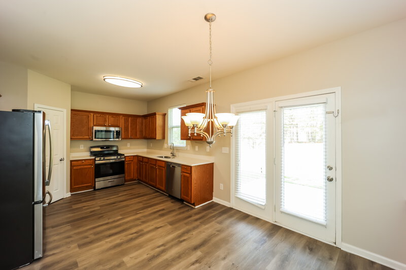 2,715/Mo, 5411 Bighorn Pass SW Atlanta, GA 30349 Kitchen View