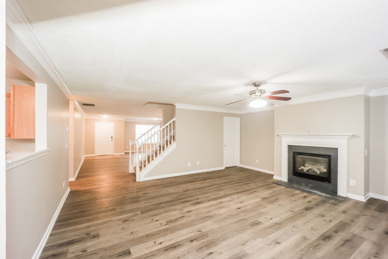 2,120/Mo, 3057 Sable Run Rd Atlanta, GA 30349 Living Room View 2