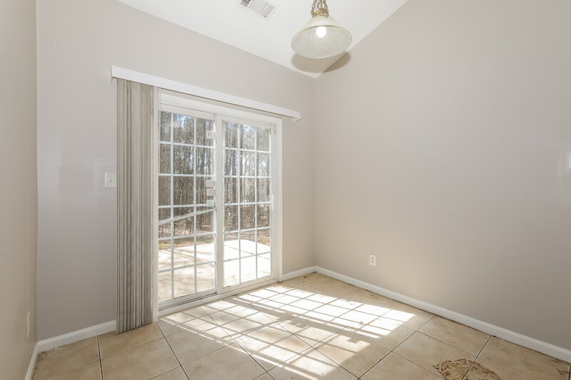 1,925/Mo, 2744 Lakeside Dr SW Conyers, GA 30094 Breakfast Nook View