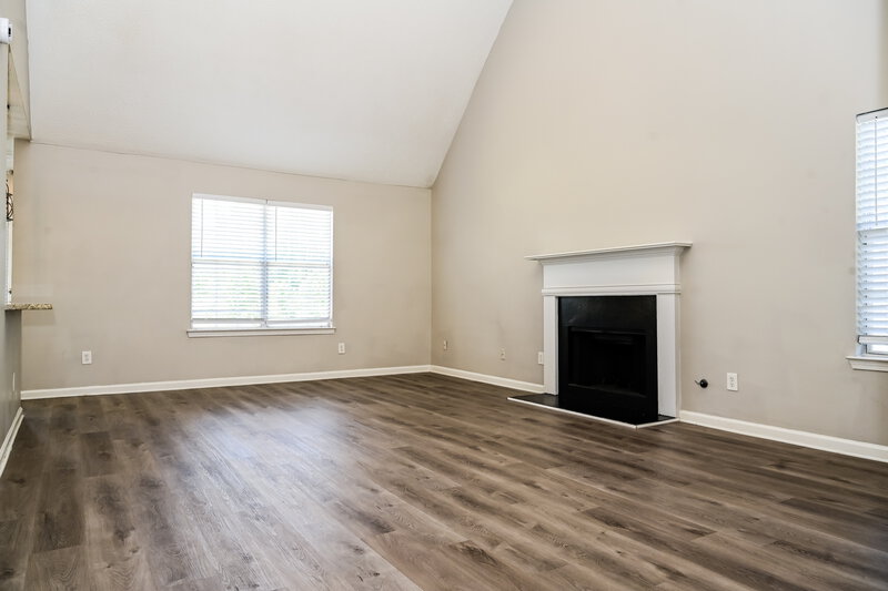 2,970/Mo, 204 Biltmore Way Stockbridge, GA 30281 Living Room View