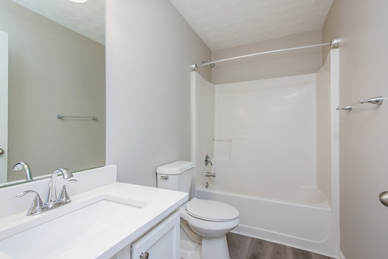 2,225/Mo, 204 Biltmore Way Stockbridge, GA 30281 Bathroom View