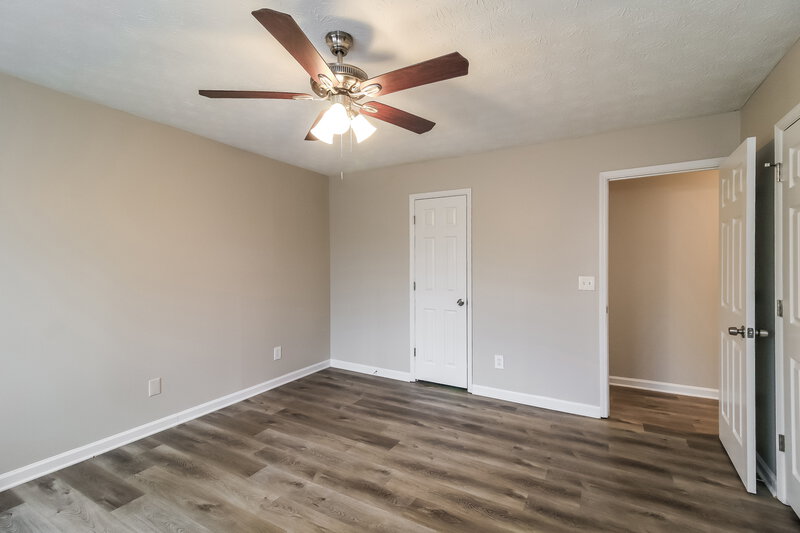 2,040/Mo, 870 Pine Ridge Dr Stone Mountain, GA 30087 Main Bedroom View 2