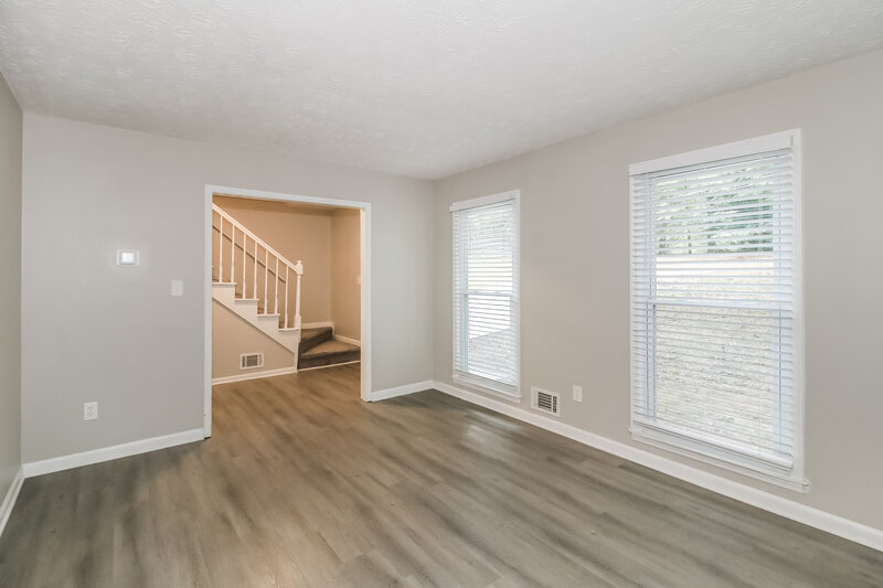 2,005/Mo, 275 Oak St Fayetteville, GA 30215 Living Room View 2