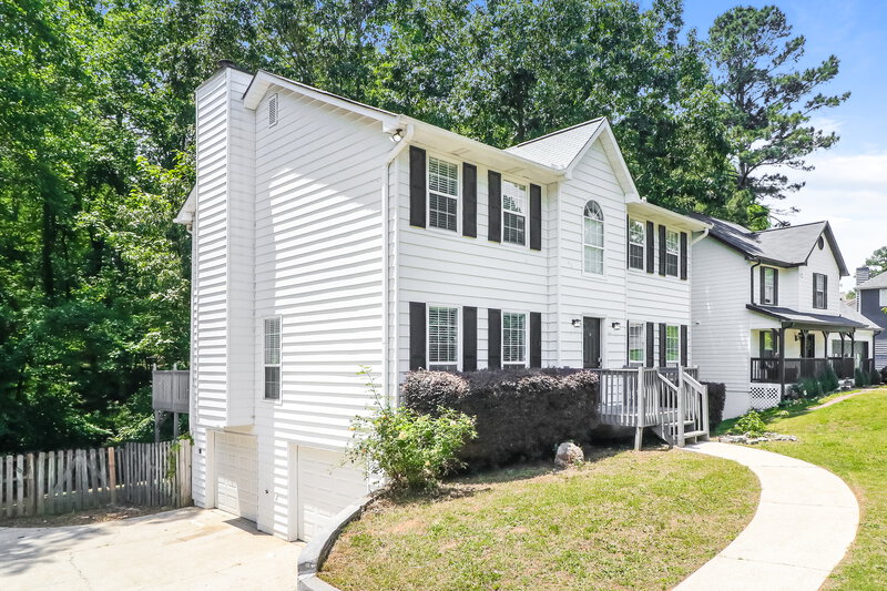 2,370/Mo, 2354 Loren Falls Ln SW Marietta, GA 30008 Front View