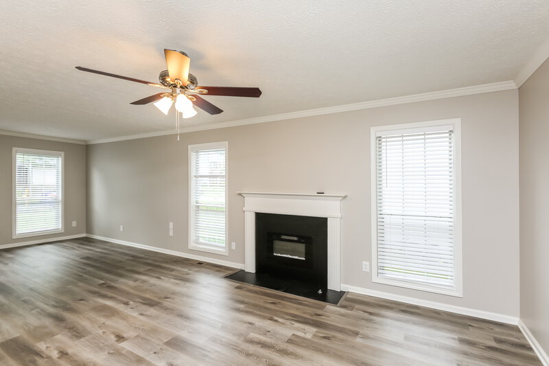 3,290/Mo, 2354 Loren Falls Ln SW Marietta, GA 30008 Living Room View