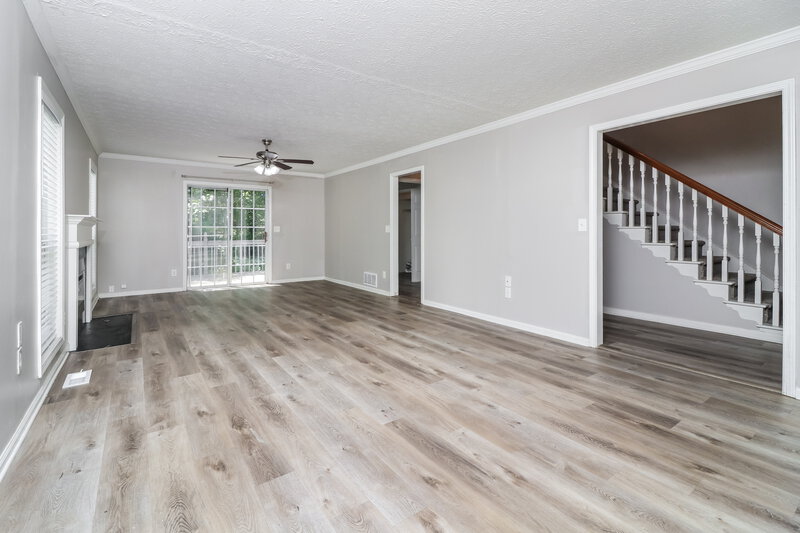 2,370/Mo, 2354 Loren Falls Ln SW Marietta, GA 30008 Living Room View 2