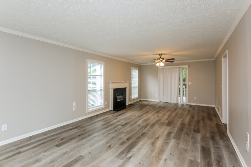 3,290/Mo, 2354 Loren Falls Ln SW Marietta, GA 30008 Living Room View 4